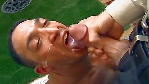 Sexy young chick gets banged in the park