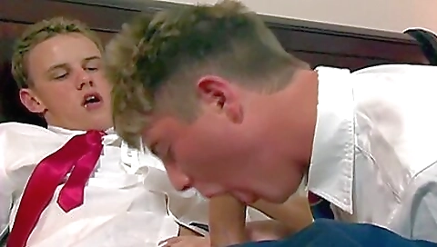 Sexy young girl shows her pussy