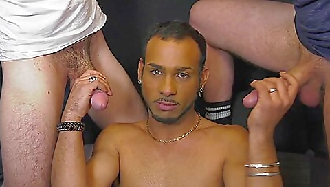 Charmen and cum on face