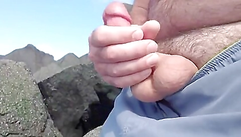 Sexy slut loves pussy and anal fucked