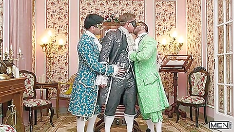 Milf & sex with a pussy